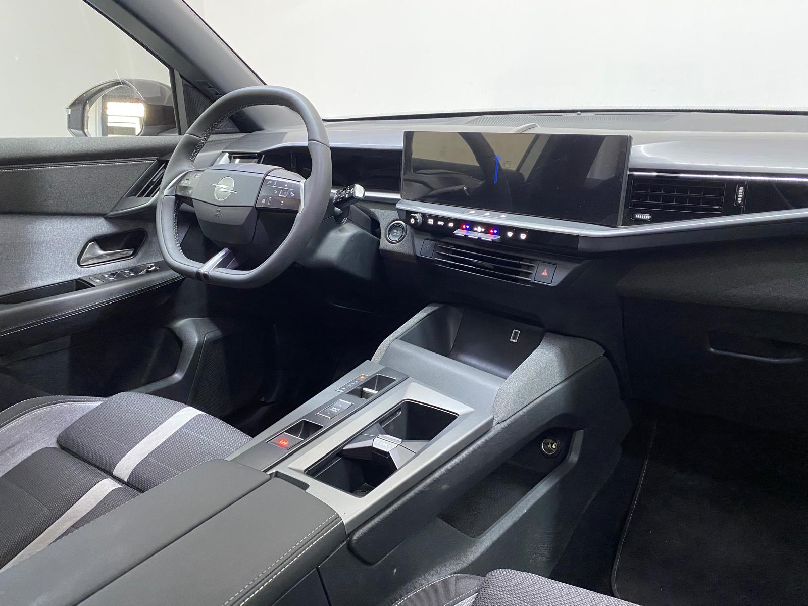 OPEL GRANDLAND 24